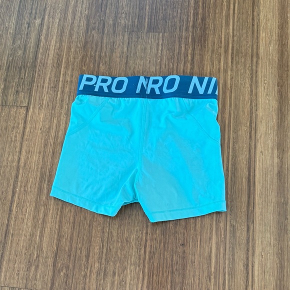 Nike Pros - Aqua Blue - Picture 2 of 5